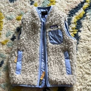 Patagonia Fleece Vest in Cream and Blue